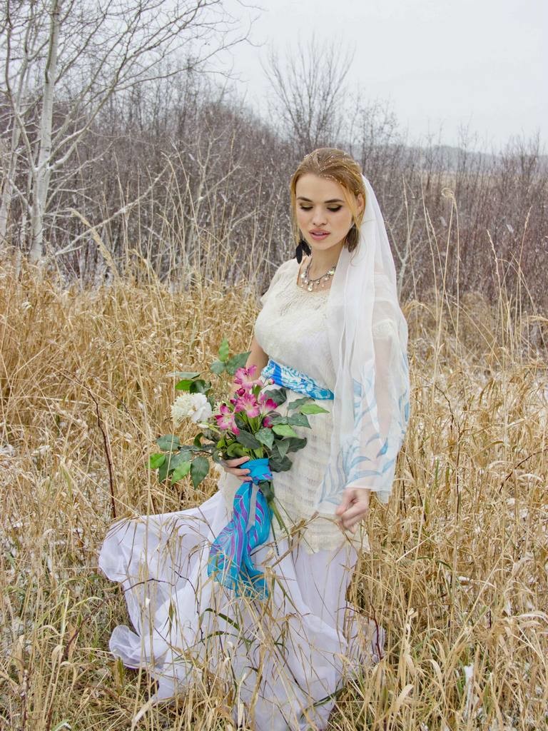 Peaocck wedding veil