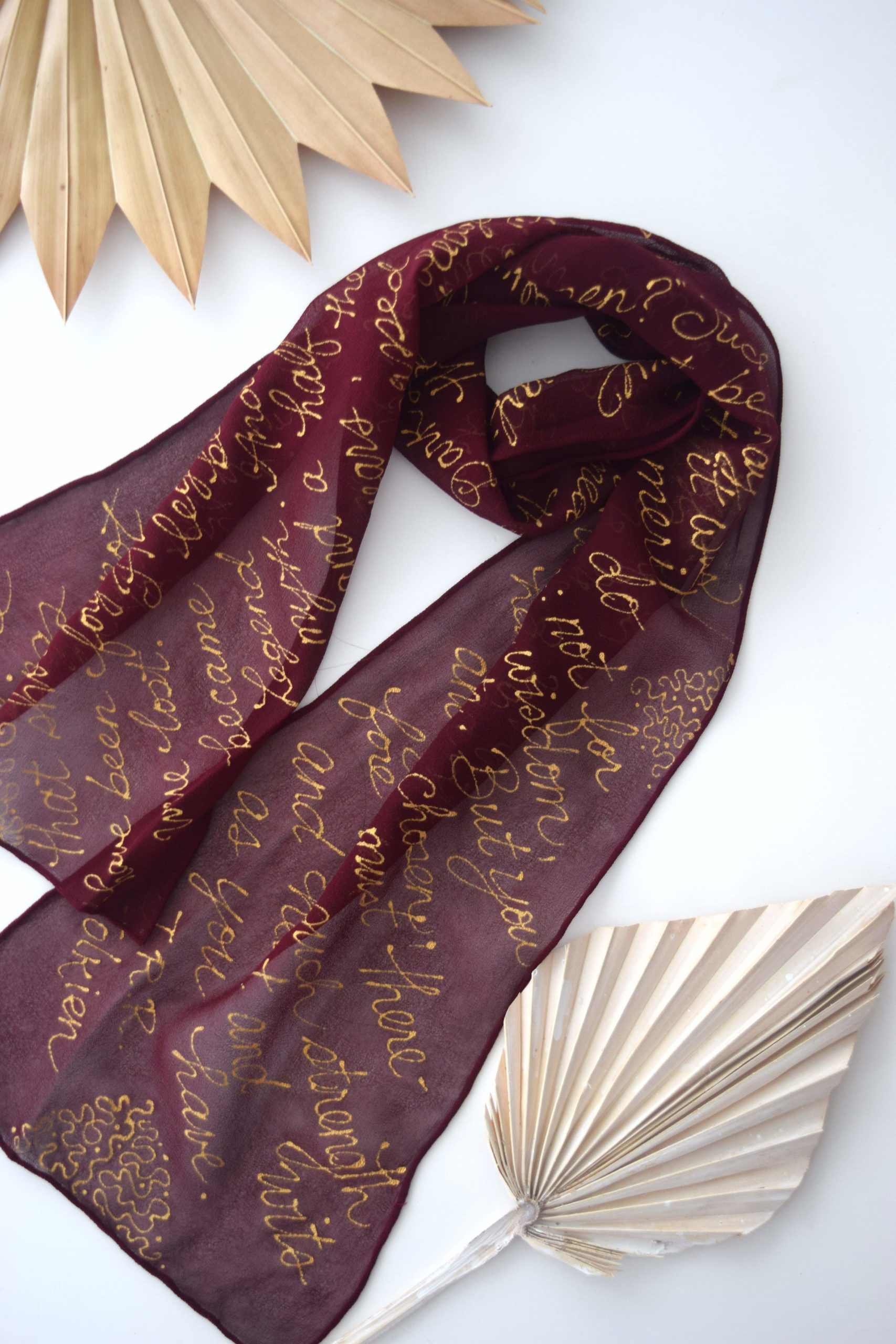 LOTR Book Scarf Maroon