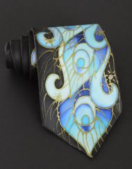 Blue Feathers Peacock Tie Black