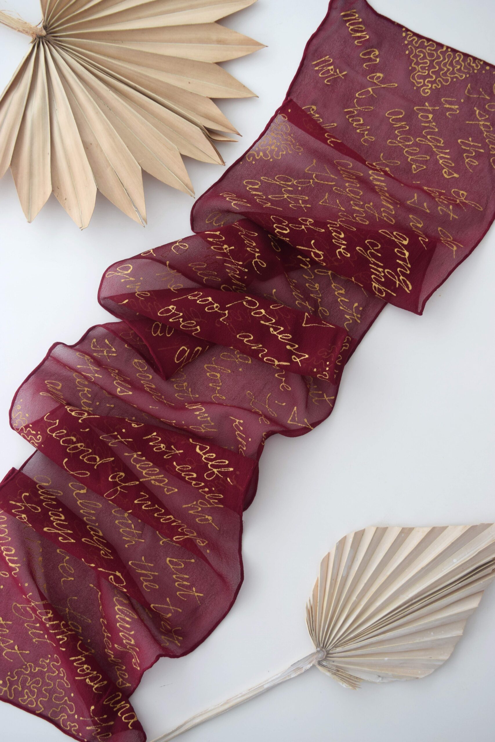! Cor 13 Maroon Scarf