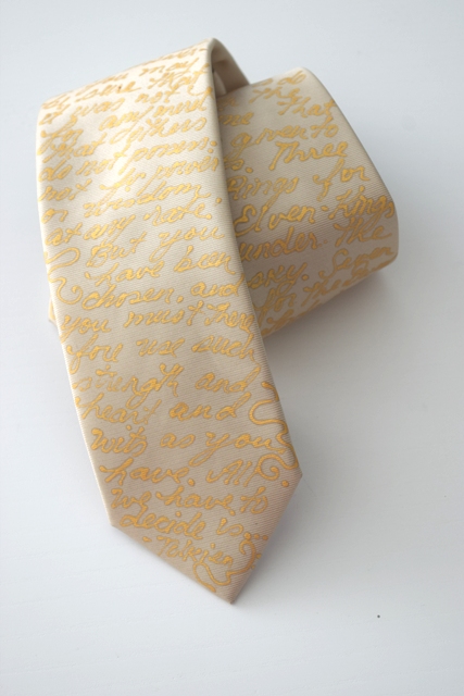 Cream LOTR Book Tie - Image 3