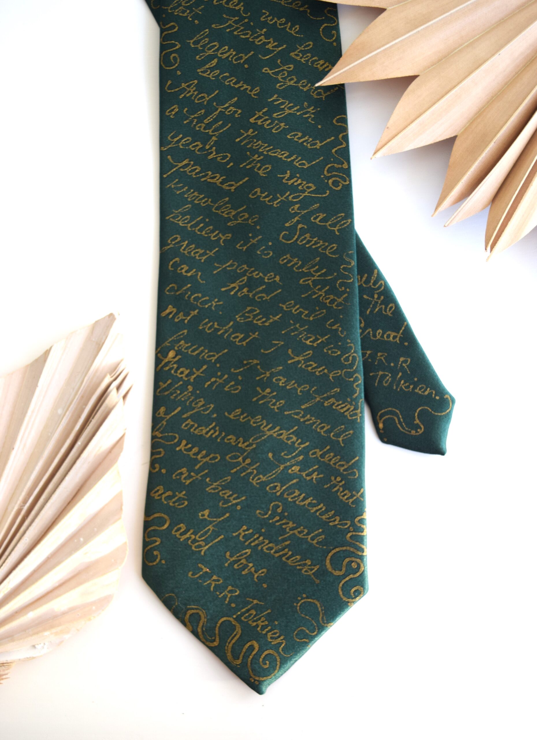 Green LOTR book tie